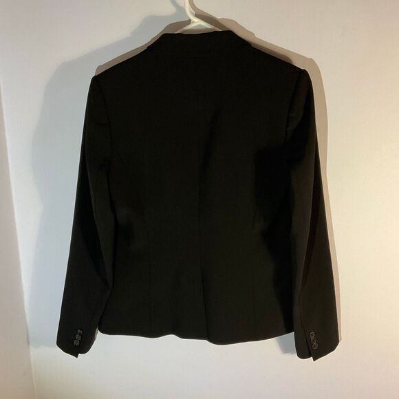 Black Blazer Theory Quality luxury minimalist Black 8 capsulewardrobe - Picture 9 of 15